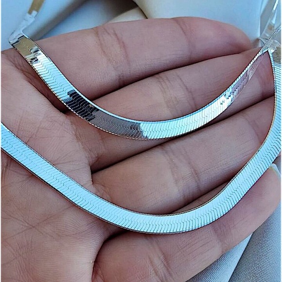 Sterling Silver Herringbone Flat Snake Necklace - Picture 2 of 14